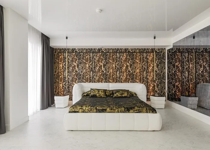 Grand Supreme Jacuzzi By Liuksai * Κλαϊπέντα