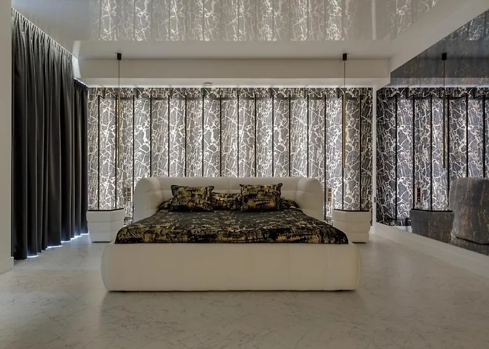 Grand Supreme Jacuzzi By Liuksai Κλαϊπέντα