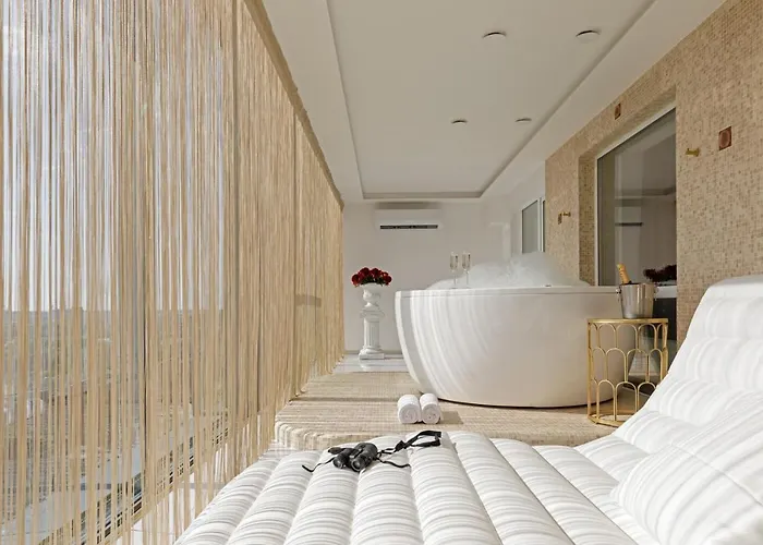 Grand Supreme Jacuzzi By Liuksai *